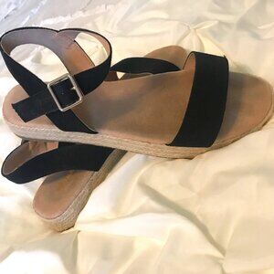 Black Platform Sandals